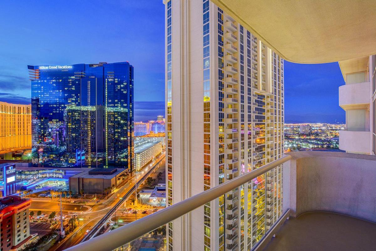 Lucky Gem Penthouse & Luxury Suites At Signature Resort, Balcony Strip View 1607 拉斯维加斯 外观 照片